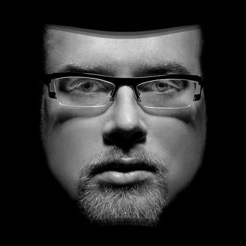 Alex M.o.r.p.h.